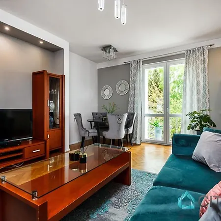 Jagienka One Apartment *